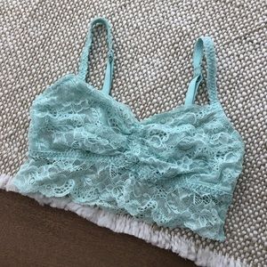 VIctorias Secret Pink Mint Lace Bralette Sz Small